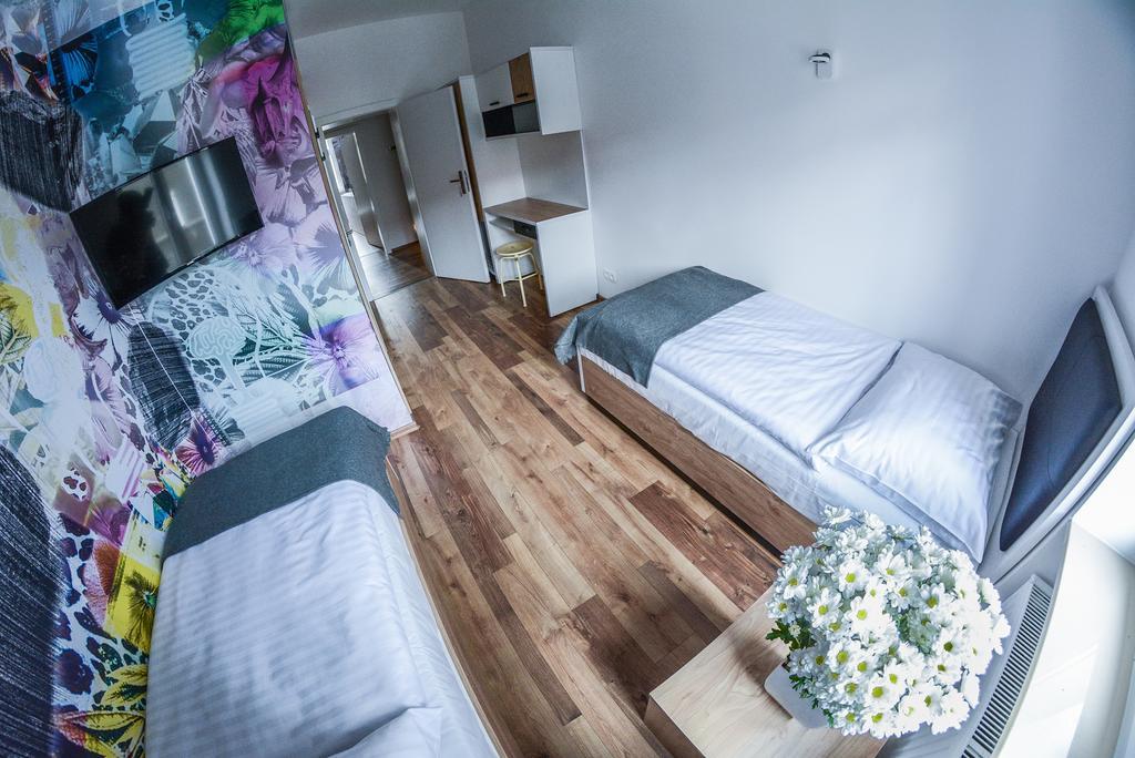 Mariacka 13 Wygodne Spanie Katowice Bagian luar foto