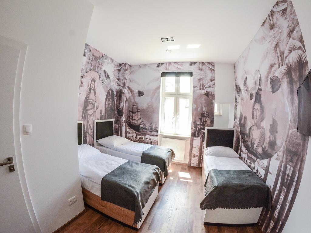 Mariacka 13 Wygodne Spanie Katowice Bagian luar foto