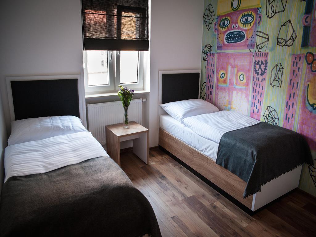 Mariacka 13 Wygodne Spanie Katowice Bagian luar foto